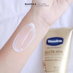 Sữa dưỡng thể Vaseline Healthy Bright Gluta-HYA 10X Serum Burst UV Lotion - Flawless Glow 300ml