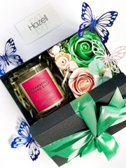 Nến thơm Bath & Body Works Scented Signature Candle 227g (1 bấc)