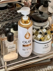 Sữa tắm dưỡng trắng OLAY Body  B3 Cellscience + Vitamin C 500g