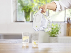 Bình lọc nước Brita Style Essential XL 3.6L (có sẵn 1 lõi lọc Maxtra Pro 150L)