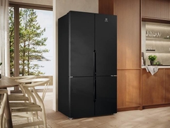 Tủ lạnh Electrolux 4 cánh Serie 700 564 lít EQE5700B-B