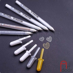 Bộ Bút line kháng nước Trắng, Nhũ Vàng, Bạc SAKURA Gelly Roll set 3 cây