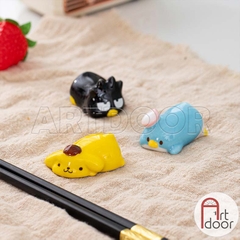 Giá gác cọ vẽ tranh bằng Sứ hình thú