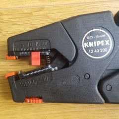 12 40 200 / 12 50 200 Kìm tuốt dây tự động Knipex - #449515
