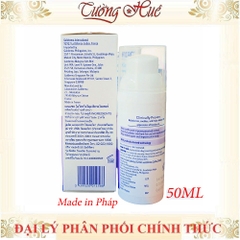 Sữa dưỡng ẫm cân bằng hệ vi sinh cho da dầu mụn và nhạy cảm Benzac Microbiome 50ml