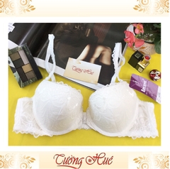 Áo lót nữ Locust A047 ren cài trước.