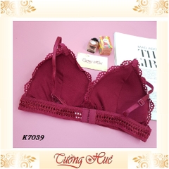 Áo bra Xianmeiqi K7039 ren cúp tam giác.