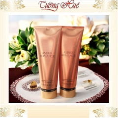 Sữa Dưỡng Thể Victoria's Secret Amber Romance Lotion Perfumée - 236ml - Cam