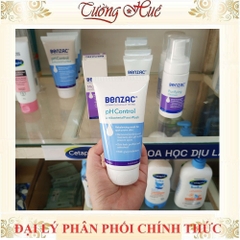 Sữa rửa mặt diệt khuẩn & cân bằng pH cho da mụn BENZAC pH Control Antibacterial Wash 150ml