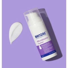 Sữa dưỡng ẫm cân bằng hệ vi sinh cho da dầu mụn và nhạy cảm Benzac Microbiome 50ml