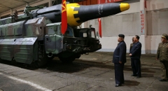 Tình báo Mỹ: Triều Tiên có khả năng tự sản xuất động cơ tên lửa