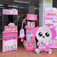 Booth nhựa sản xuất theo yêu cầu thiết kế đặc biệt