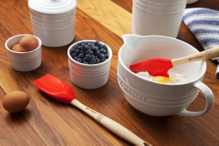 THÌA NẤU ĂN LE CREUSET SPATULA MẦU ĐỎ & CAM
