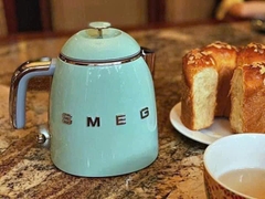 ẤM SIÊU TỐC SMEG MINI KLF05