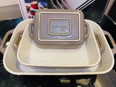 SET 3 KHAY GỐM CHỮ NHẬT STAUB MẦU ĐỎ VÀ MẦU GHI XÁM
