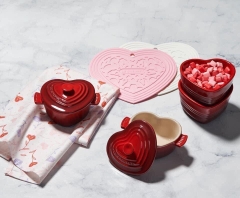 HŨ TIM LECREUSET MẦU ĐỎ & HỒNG