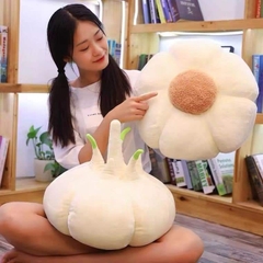 Gối ôm củ tỏi dễ thương dành cho bạn nhẹ vía.