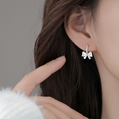 Bông tai Nơ đá zircon B93