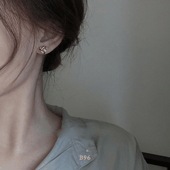 Bông tai nữ hình tim phong cách cách điệu thời trang Mely B96