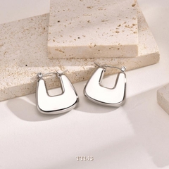 Bông tai Thép Titan không gỉ dạng vuông TT143