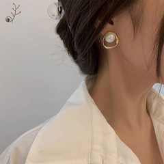 Bông tai ngọc trai nhân tạo sang trọng D112