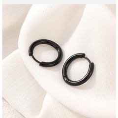 Bông tai thép titan không gỉ đính đá hình vuông CT09