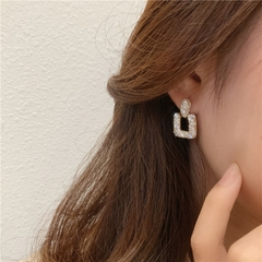 Bông tai vuông đính đá sang trọng H107