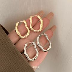 Bông tai bất đỗi xứng H138