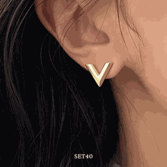 Bộ trang sức Thép Titan không gỉ hình V SET40