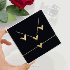 Bộ trang sức Thép Titan không gỉ hình V SET40