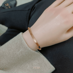 Vòng tay titan không đen gỉ dạng vẩy cá thời trang unisex  TT20