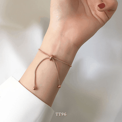 Lắc chân. Vòng tay TT96