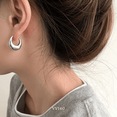 Bông tai bạc bóng nữ hình C mang phong cách tối giản thời trang Hàn Quốc VV140