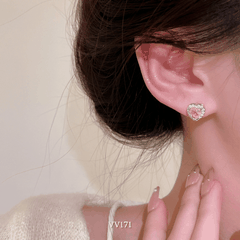 Bông tai đính đá hình tim VV171