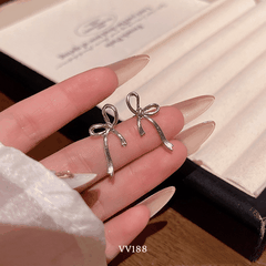 Bông tai nơ đơn giản VV188