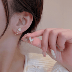 Bông tai hoa tim bất đối xứng thời trang cá tính dành cho nữ VV67