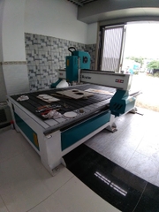 MÁY CNC 1325 NHẬP KHẨU 2