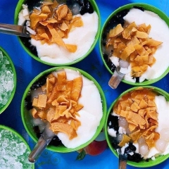Mứt Dừa Nướng Giòn BenTreCocoas (Gói Trắng) - Gói 500gr