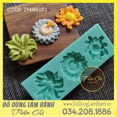 Khuôn silicone Hoa 3 loại chữ nhật - Hồng