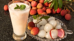 Sinh tố VẢI Golden Farm - Chai 1 lít