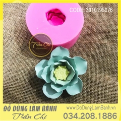 SF0730 - Khuôn silicone hoa SEN cánh nhọn có đài (2/10)