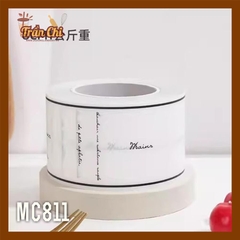 MC811 - Cuộn MICA nilong mẫu TRẮNG DÒNG CHỮ ĐEN quấn thành bánh CỨNG - Cao 8cm x 1kg (11/12)