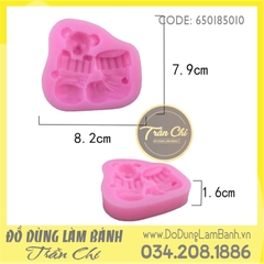 Khuôn silicone Đôi vớ và gấu