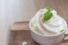 Kem Whipping Cream Avonmore 1 lít