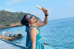 Thoa kem chống nắng ngại nhất là da nhờn dính nhưng với sản phẩm này, chuyện đó chẳng đáng lo nữa