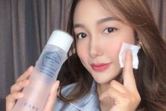 GIẢI ĐÁP: Da dầu nên dùng Toner hay Nước Hoa Hồng?