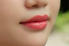 Top 10 son dưỡng môi không màu ngon bổ rẻ nhất hiện nay