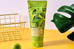 Nên mua sữa rửa mặt trắng da nào tốt nhất 2020