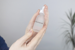 NIACINAMIDE: THÀNH PHẦN ĐA CÔNG DỤNG TRONG CHĂM SÓC DA