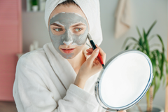 Bí Quyết Giảm Dầu Và Thu Nhỏ Chân Lông Khi Đắp Mặt Nạ Đất Sét Vào Mỗi Sáng Sớm Trước Khi Rửa Mặt
